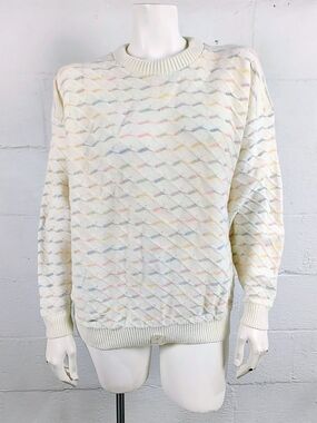 Vintage Arielle Cream Crew Neck Sweater with Subtle Pastel Accents